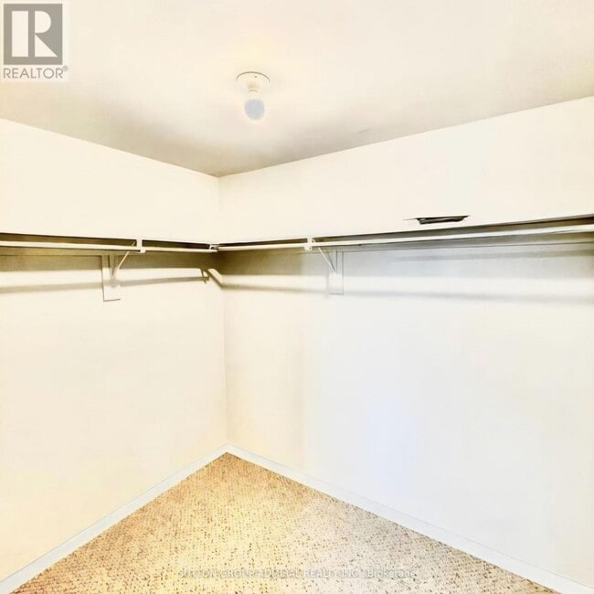 Building Photo - 53 Eden Dr