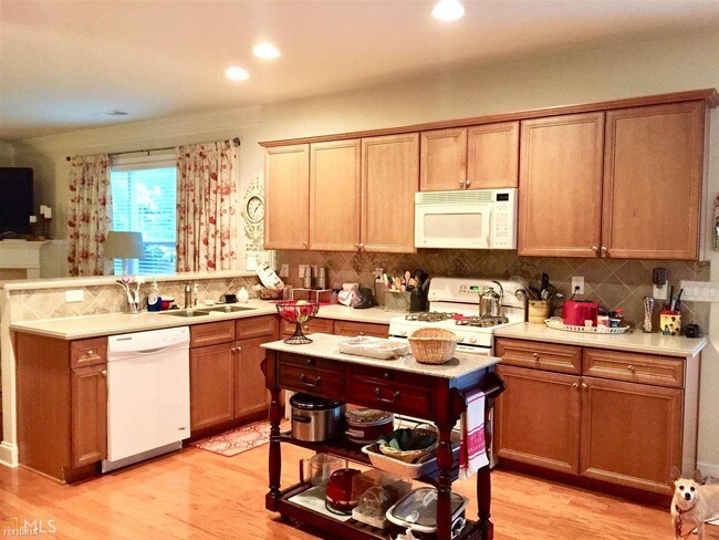 Foto del edificio - 4 br, 2 bath House - 3906 Carriage House Dr