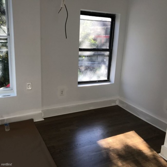 Foto del edificio - 68 Carroll St