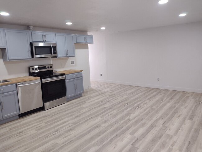Foto del edificio - 2162 N Cloverleaf Wy