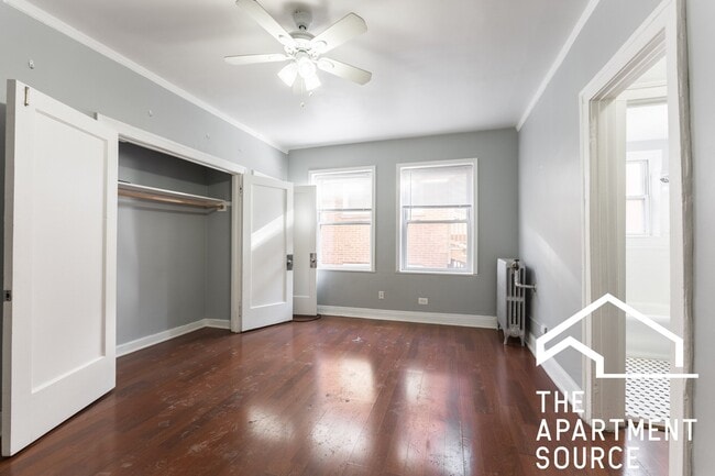 Building Photo - 6930 N Greenview Ave