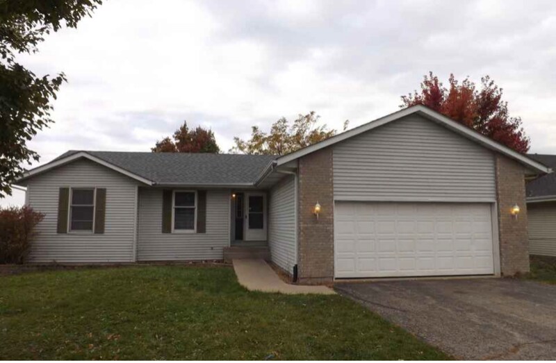 6654 Conestoga Trail, Machesney Park, IL 61115 House Rental in