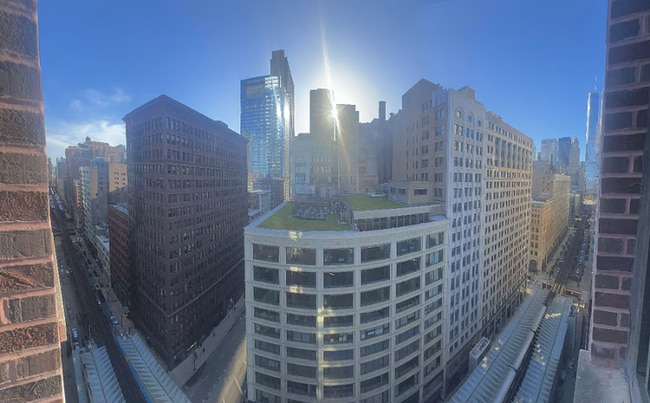 Photo - 5 N Wabash Ave Apartment