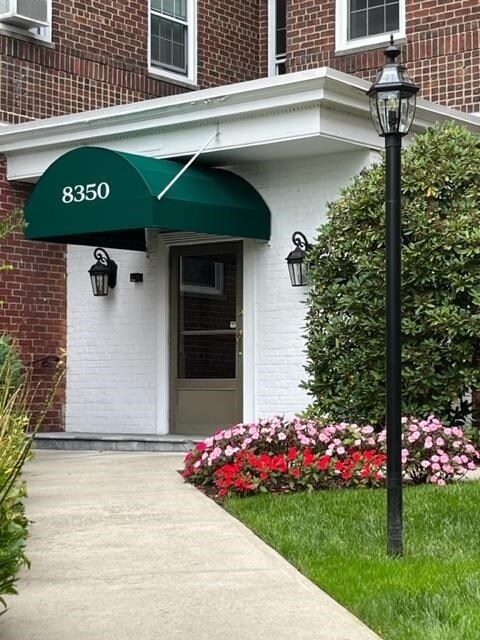 Foto principal - 8350 JFK Blvd E