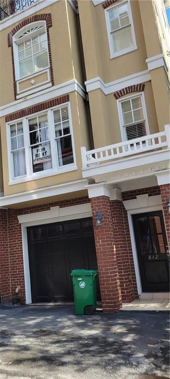 Foto principal - 842 Clifton Heights Ln NE