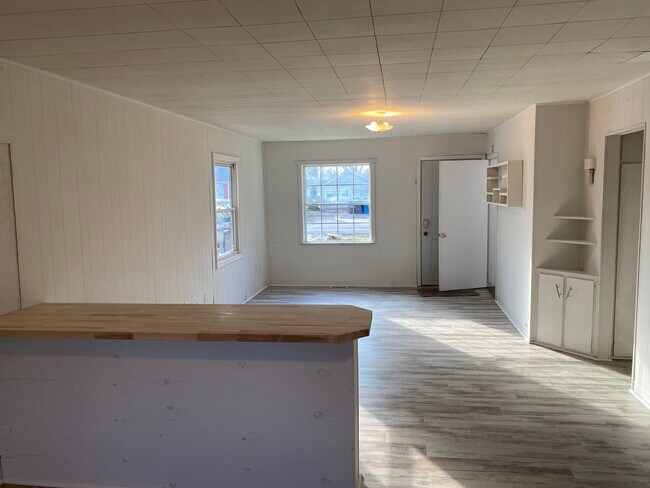 Foto del edificio - 1645 Cottage Ave