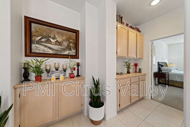 Building Photo - 754 Zaphiro Ct