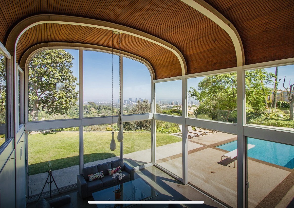 Foto principal - 11271 Chalon Rd