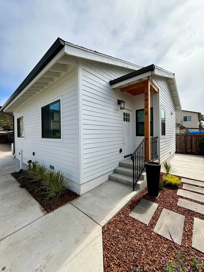 Building Photo - 212 - Carpinteria Asset Mgmt LLC (Walnut d...