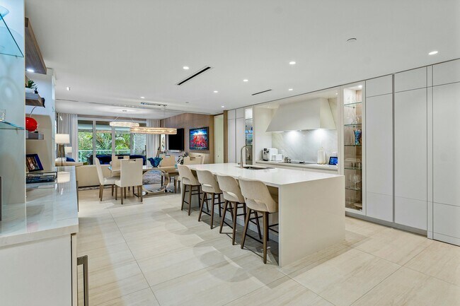 Foto del edificio - 200 SE Mizner Blvd