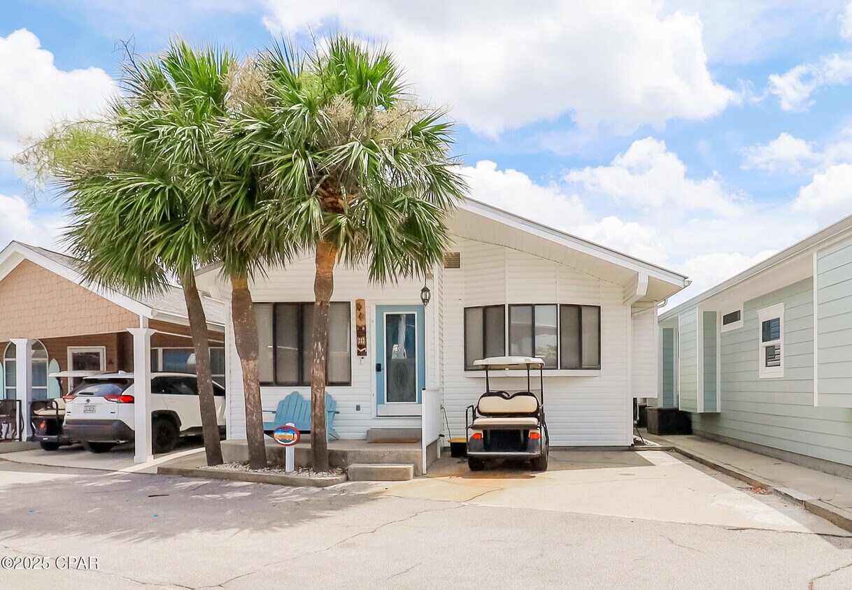 Primary Photo - 610 Sea Breeze Dr