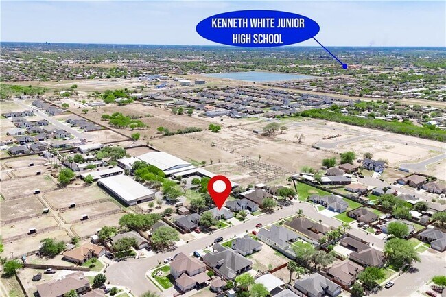 Building Photo - 34 Gabriel St