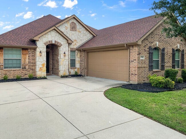 Building Photo - Grand Prairie TX 3 Bedroom 2 Bath w/ Study...