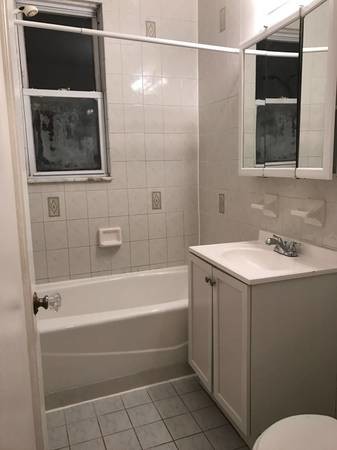 Foto del edificio - 67 STREET