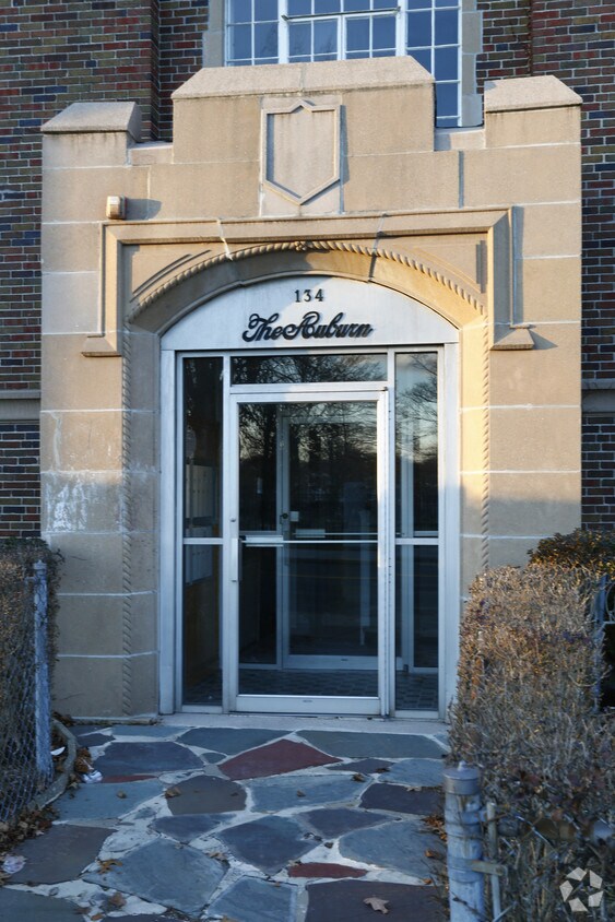 Building Photo - The Auburn