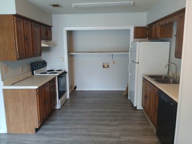 Foto del edificio - 402 Jackson Ave