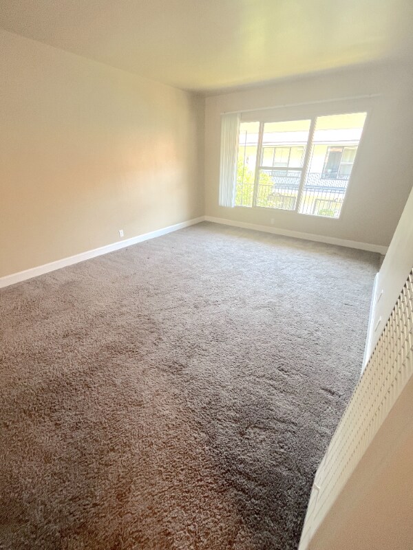 Foto del edificio - 170 S Chester Ave