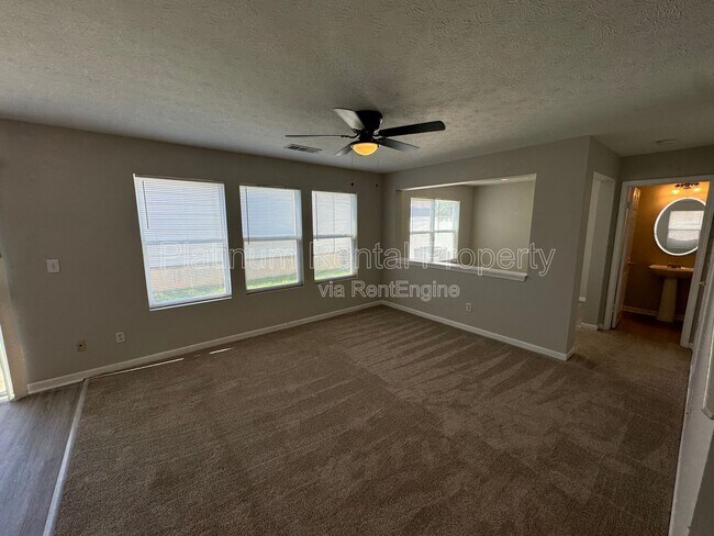 Foto del edificio - 3954 Cutler Donahoe Way