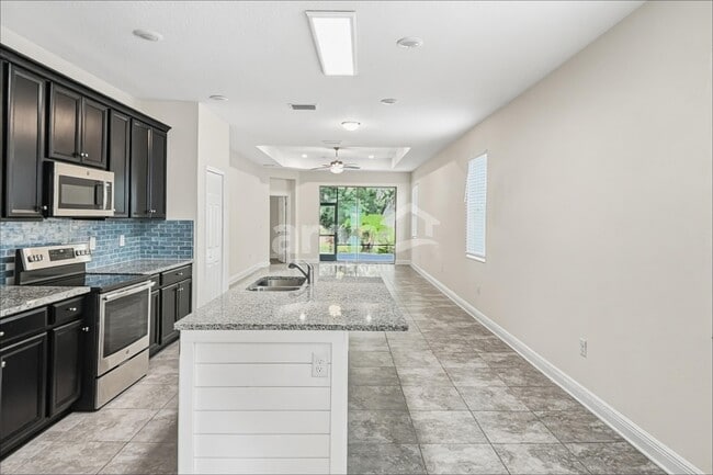 Building Photo - 8630 Firefly Pl