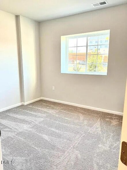 Foto del edificio - 412 Odham Ln