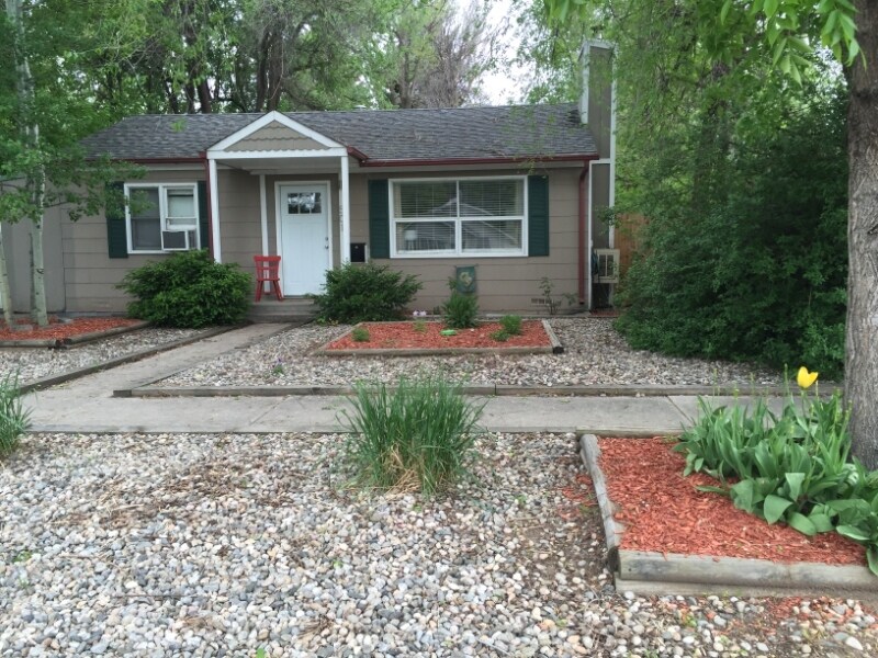Primary Photo - 501 Maple St