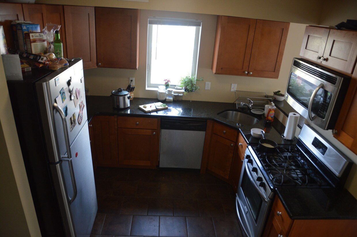 Kitchen - 1800 Reed St