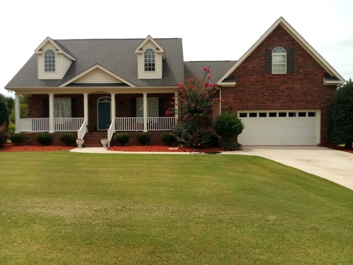 Foto del edificio - 113 Sand Trap Ln