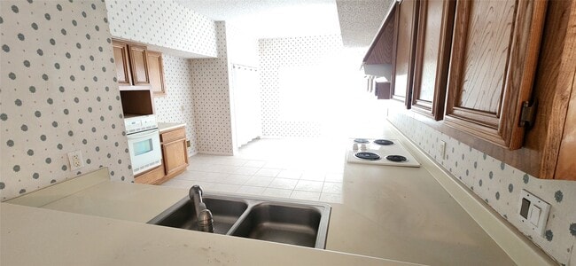 Building Photo - 12838 Ashford Knoll Dr