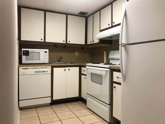 Foto del edificio - 608 NW 13th St