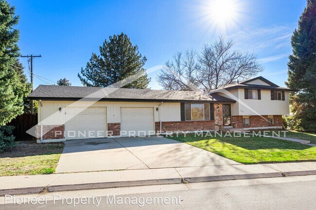 Building Photo - 3 br, 2.5 bath House - 4706 E Hinsdale Place