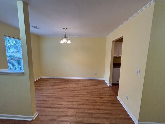 Building Photo - 1557 Blaze Ln