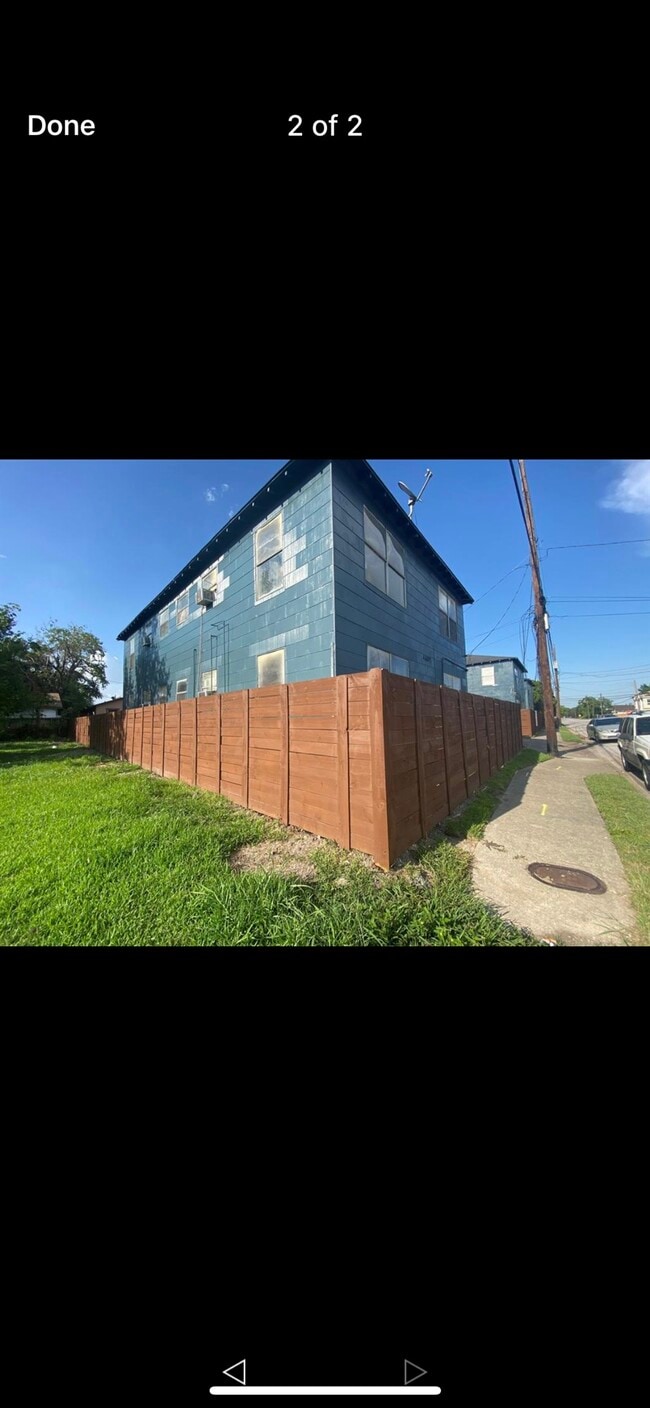 Building Photo - 4609 Market St