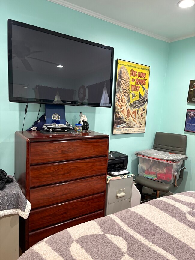 Foto del edificio - 839 N Orange Dr