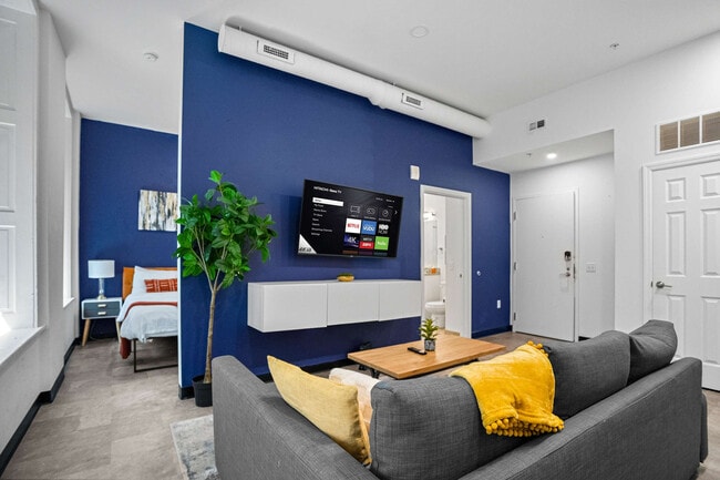 Building Photo - 209 9th St