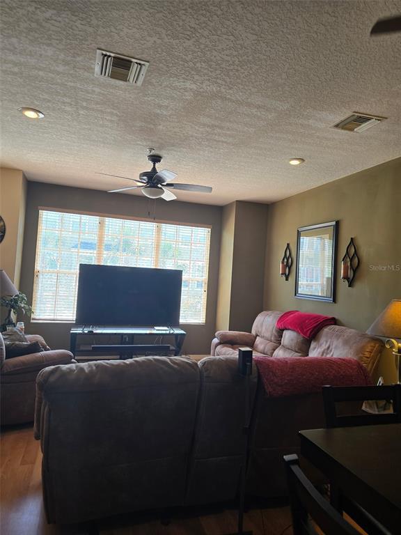 Building Photo - 3005 Bayshore Pointe Dr