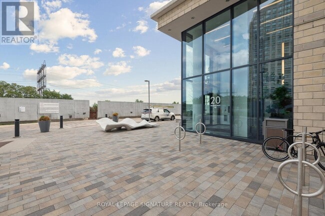 Building Photo - 20-2620 Thomas Riley Rd