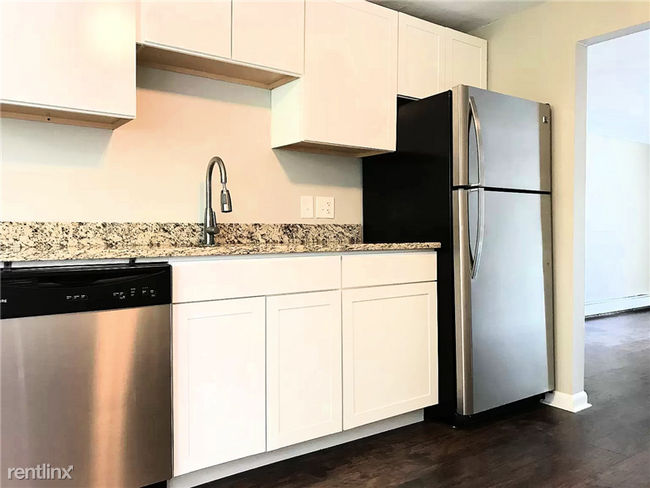 Foto del edificio - 9 Woodcrest Ct