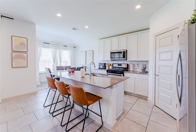 Building Photo - 28902 Yachting Pt Ct