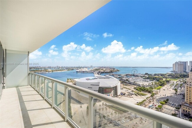 Building Photo - 888 Biscayne Blvd