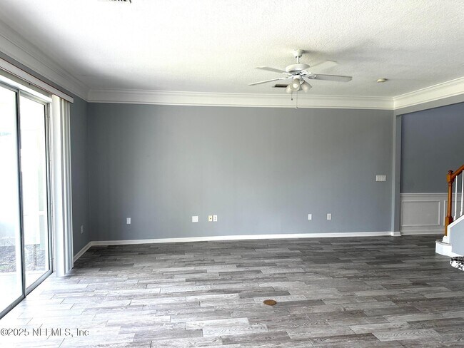Foto del edificio - 6319 Autumn Berry Cir