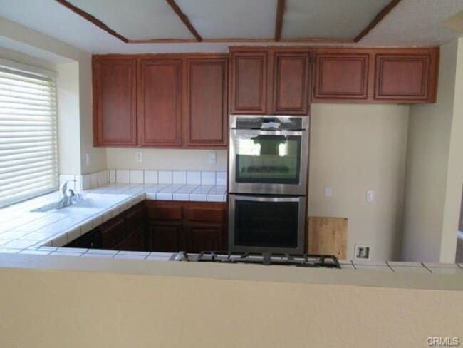 Building Photo - 25065 Wintergreen Ct