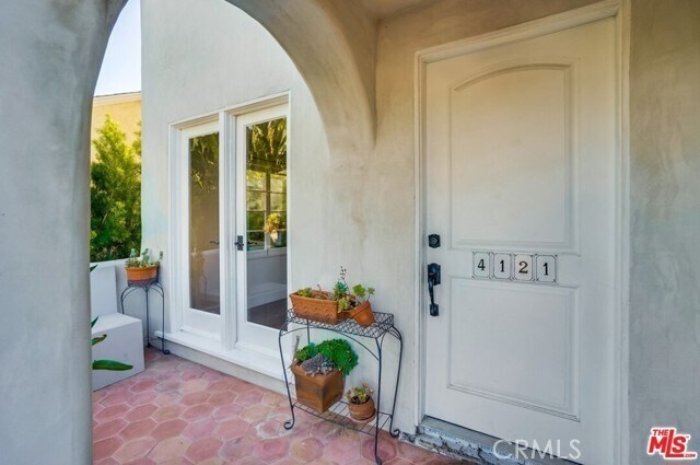 Foto del edificio - 4121 Shelburn Ct