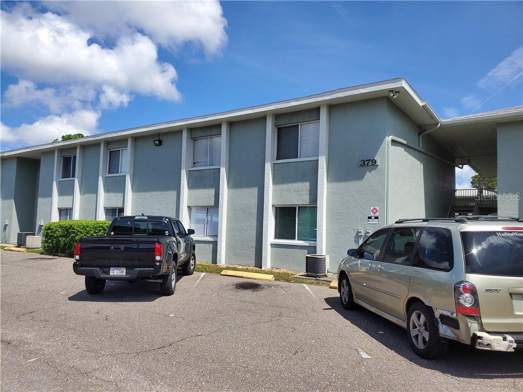 Foto principal - 379 47th Ave N