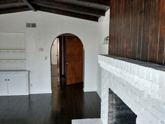 Living room - 1456 1st Ave