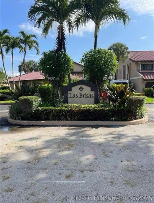 Building Photo - 22028 Las Brisas Cir