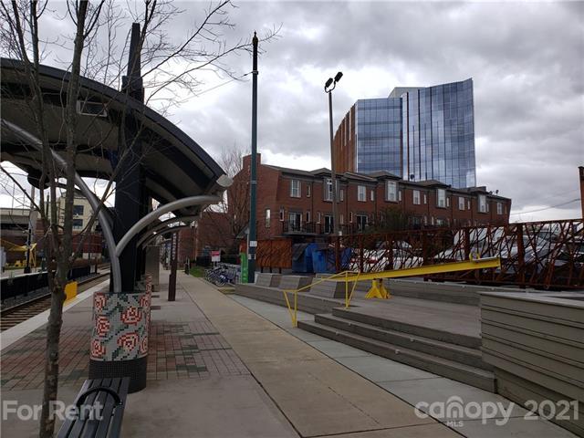 Foto del edificio - 1453 Camden Rd