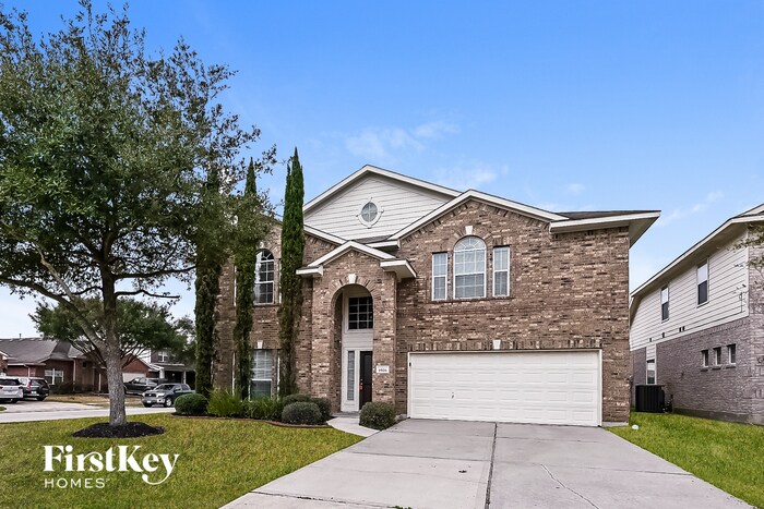 Foto principal - 1926 Meadow Edge Ln