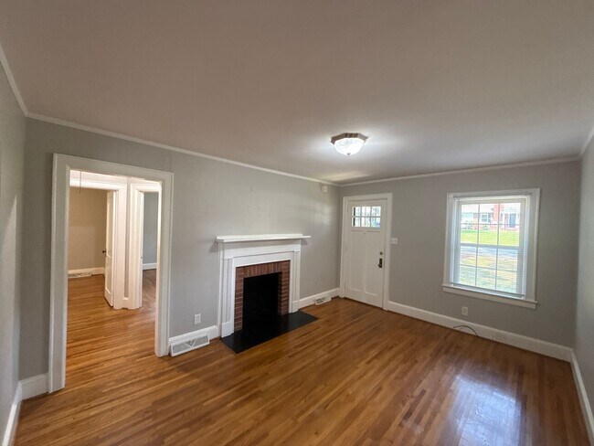 Foto del edificio - 4908 Elder Ave