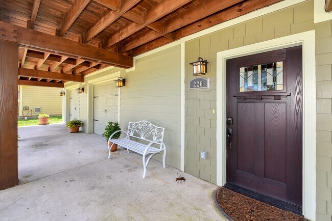 Foto del edificio - 226 Valmar