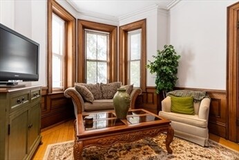 Foto del edificio - 1609 Tremont St